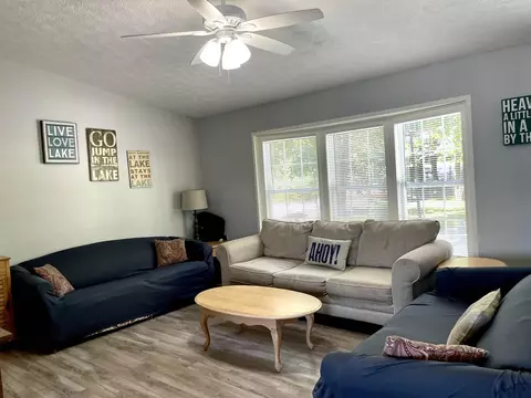 Living - 2096 Knights, Gladwin, MI 48624 photo 8 of 9