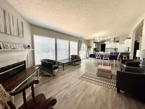Living - 2096 Knights, Gladwin, MI 48624 photo 2 of 9