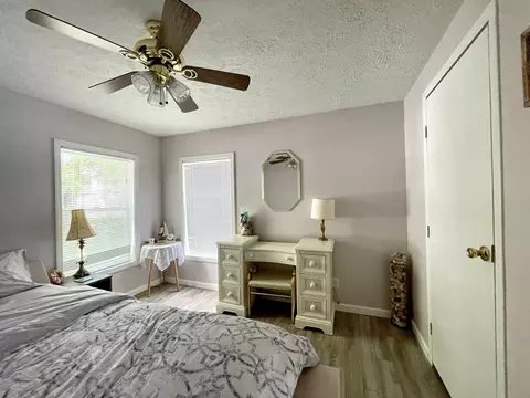 Bedroom - 2096 Knights, Gladwin, MI 48624 photo 5 of 10