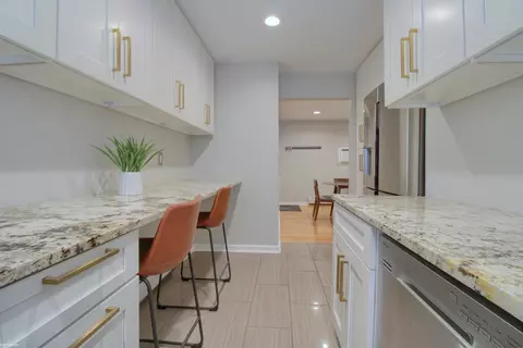 Kitchen - 1707 E 14 Mile #B, Birmingham, MI 48009 photo 4 of 4