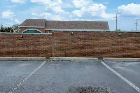Exterior - 1707 E 14 Mile #B, Birmingham, MI 48009 photo 9 of 9