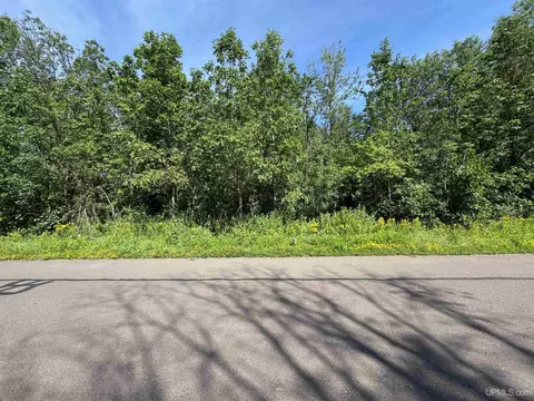 1025 Florence, Ironwood, MI 49947