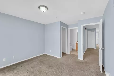 Bedroom - 1139 Beaver Run, Troy, MI 48083 photo 2 of 6
