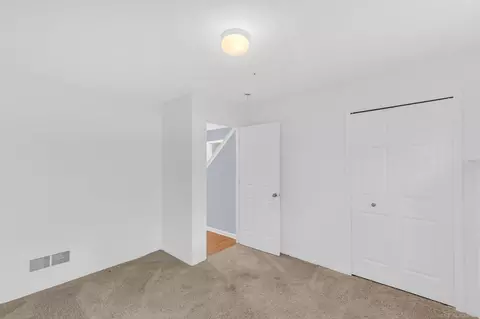 Bedroom - 1139 Beaver Run, Troy, MI 48083 photo 6 of 6