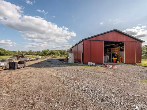 2337 Carleton W, Carleton, MI 48117 photo 35