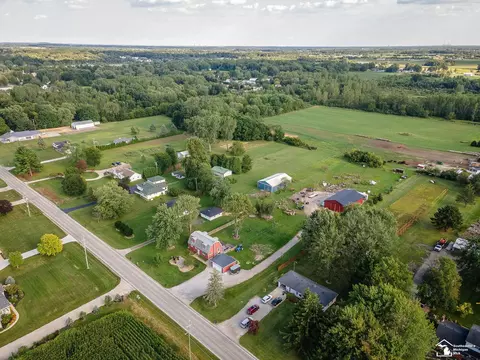 2337 Carleton W, Carleton, MI 48117 photo 6