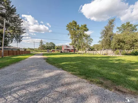 2337 Carleton W, Carleton, MI 48117 photo 43