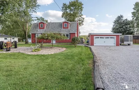 2337 Carleton W, Carleton, MI 48117