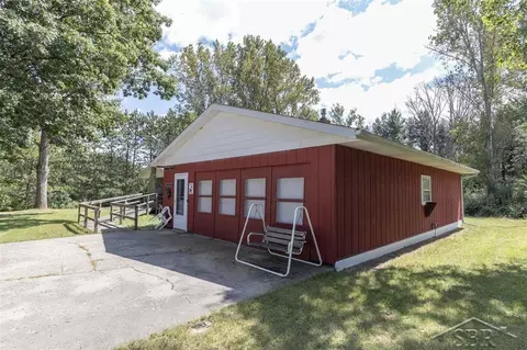 Exterior - 9851 Lydell, Farwell, MI 48622 photo 2 of 9