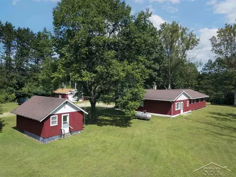 Exterior - 9851 Lydell, Farwell, MI 48622 photo 7 of 9