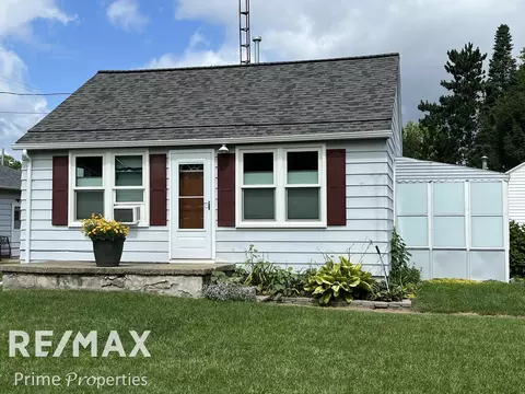 318 Hughes, Clio, MI 48420