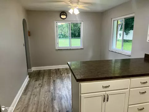 2336 E Maple, Grand Blanc, MI 48507 photo 6