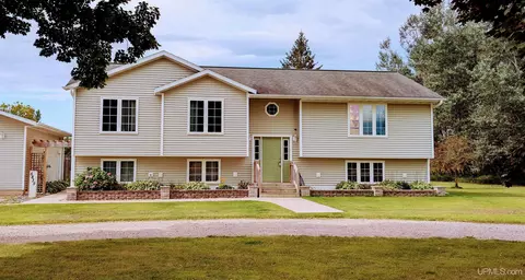 5835 F, Bark River, MI 49807