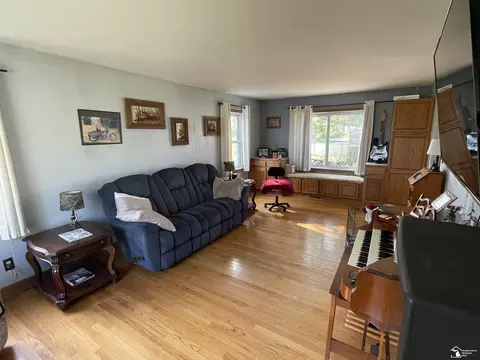 1360 Fix, Monroe, MI 48162 photo 2