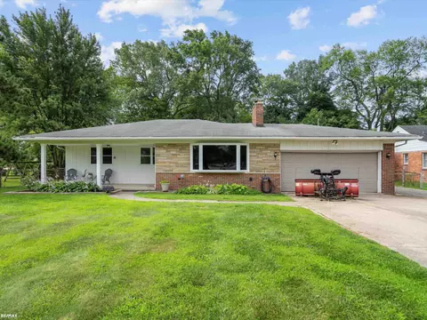 36290 Moravian, Clinton Township, MI 48035