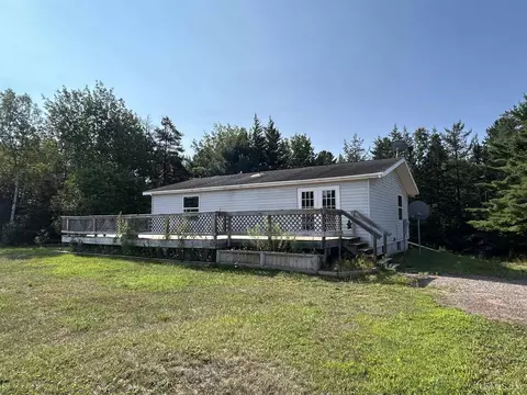 1851 Wagon Wheel, Negaunee, MI 49866