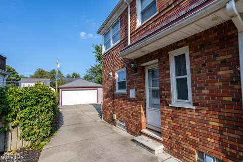 596 Lakeland, Grosse Pointe, MI 48230 photo 44
