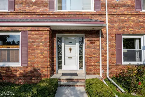 596 Lakeland, Grosse Pointe, MI 48230 photo 46