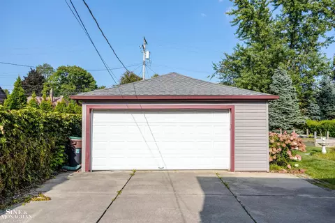 596 Lakeland, Grosse Pointe, MI 48230 photo 43