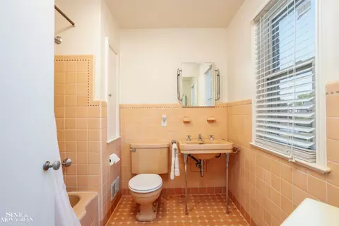 596 Lakeland, Grosse Pointe, MI 48230 photo 25