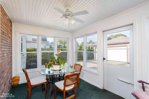 596 Lakeland, Grosse Pointe, MI 48230 photo 14