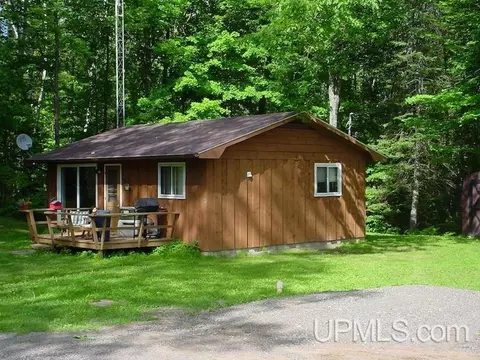 4664 Trillium, Florence, WI 54121