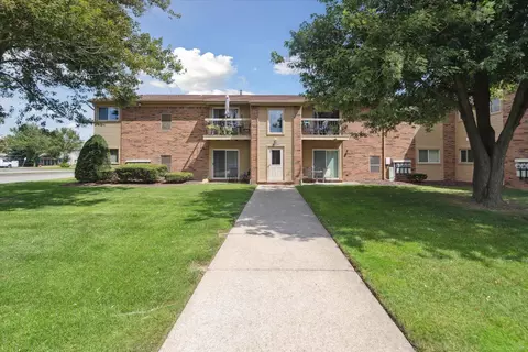 34690 W Clarkson #26, Fraser, MI 48026