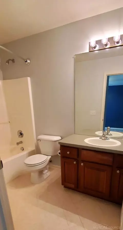 22018 Gailes, Macomb, MI 48044 photo 37
