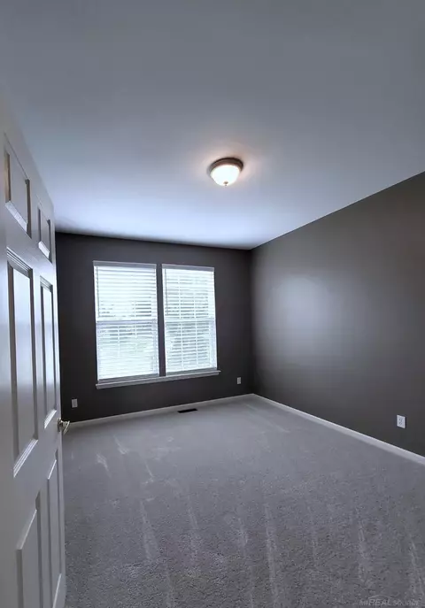 22018 Gailes, Macomb, MI 48044 photo 24