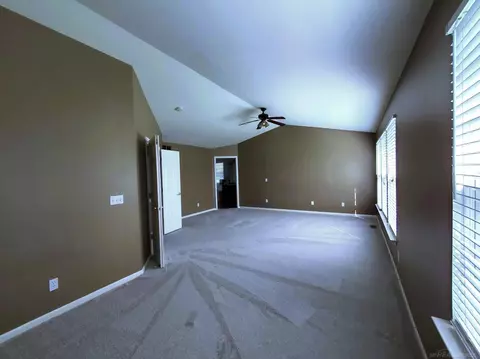 22018 Gailes, Macomb, MI 48044 photo 53