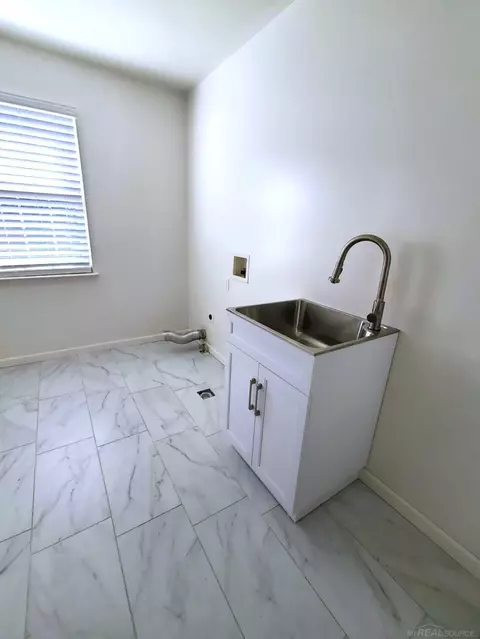 22018 Gailes, Macomb, MI 48044 photo 47
