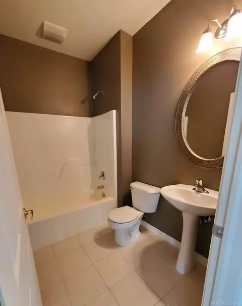 22018 Gailes, Macomb, MI 48044 photo 32