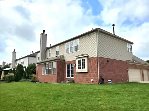 22018 Gailes, Macomb, MI 48044 photo 3