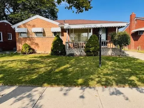 25855 Huron, Roseville, MI 48066