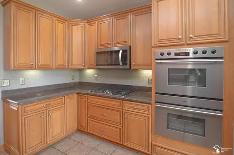 1009 Regents, Monroe, MI 48161 photo 20