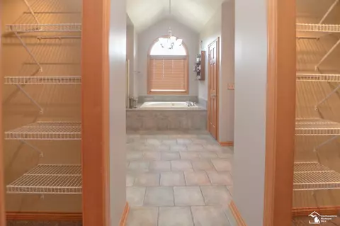 1009 Regents, Monroe, MI 48161 photo 25