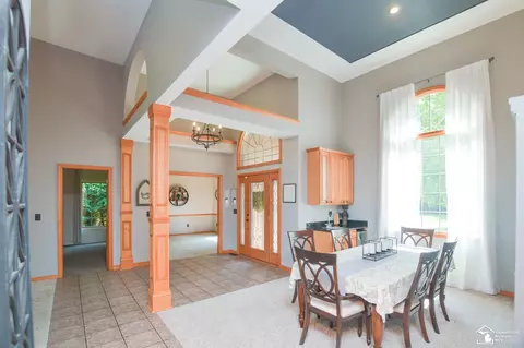 1009 Regents, Monroe, MI 48161 photo 16