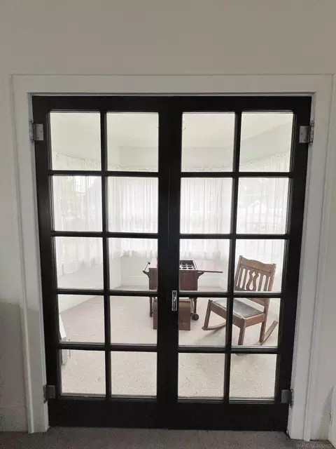 Entry Way - 40 Washington, Sandusky, MI 48471 photo 2 of 6