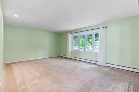 Living - 2726 Coach Lite, Tecumseh, MI 49286 photo 1 of 7
