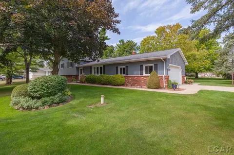 Exterior - 2726 Coach Lite, Tecumseh, MI 49286 photo 11 of 15