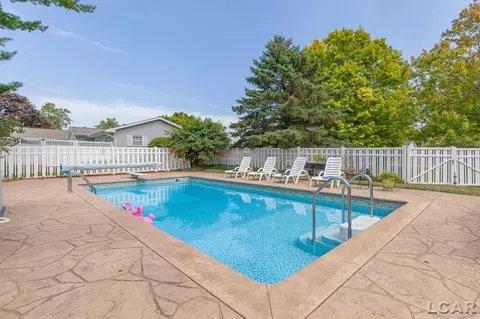 Exterior - 2726 Coach Lite, Tecumseh, MI 49286 photo 1 of 15