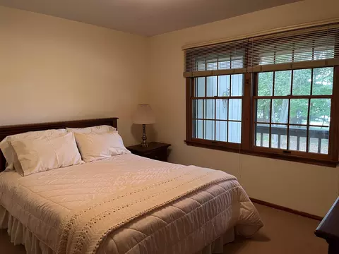 Bedroom - 2379 Islanders, Gladwin, MI 48624 photo 1 of 9