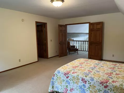 Bedroom - 2379 Islanders, Gladwin, MI 48624 photo 8 of 9