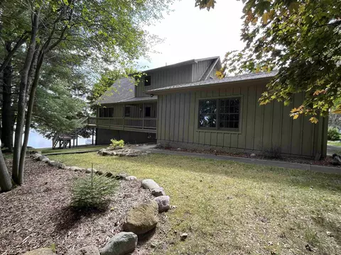 Exterior - 2379 Islanders, Gladwin, MI 48624 photo 2 of 8