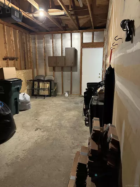 Other - 2937 Roundtree, Troy, MI 48083 photo 6 of 6