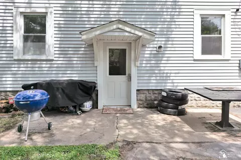 Exterior - 21 Stanford, Monroe, MI 48162 photo 8 of 11