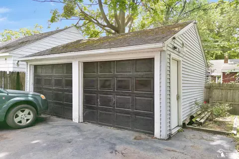 Exterior - 21 Stanford, Monroe, MI 48162 photo 9 of 11