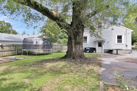 Exterior - 21 Stanford, Monroe, MI 48162 photo 11 of 11