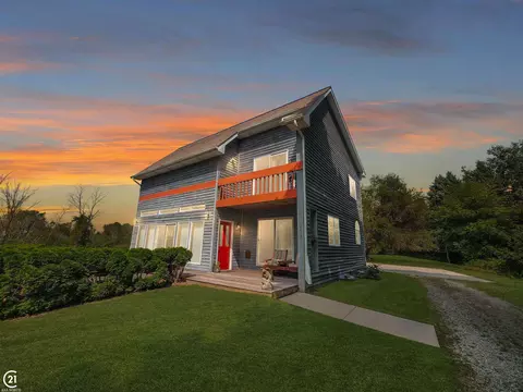 6415 General Squier, Dryden, MI 48428
