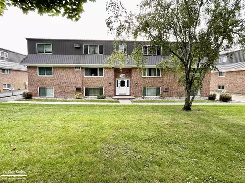 1627 S Riverside #5, Saint Clair, MI 48079